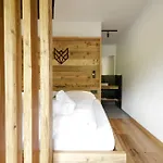 Wolf - Panorama Mountain Retreat In Tirol
