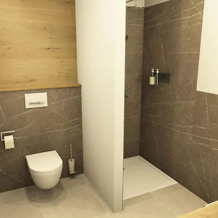 Wolf Padaun Apartment