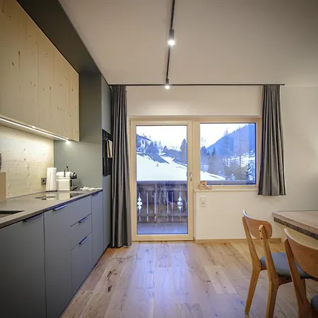 Wolf Apartments Padaun - Panorama Mountain Retreat In Tirol *