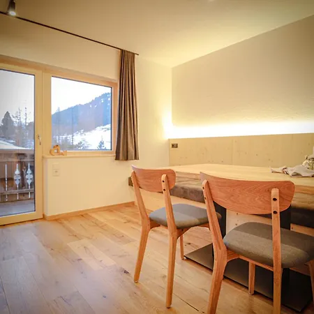 Wolf Apartments Padaun - Panorama Mountain Retreat In Tirol *