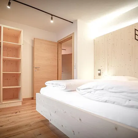 Wolf Apartments Padaun - Panorama Mountain Retreat In Tirol *