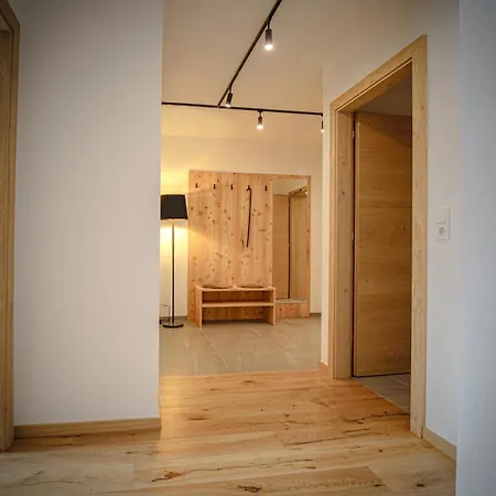 Wolf Apartments Padaun - Panorama Mountain Retreat In Tirol Apartman *