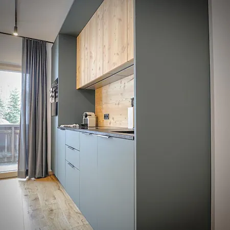 Wolf Apartments Padaun - Panorama Mountain Retreat In Tirol