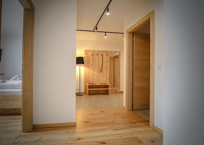 Wolf Apartments - Panorama Mountain Retreat In Tirol Appartement *