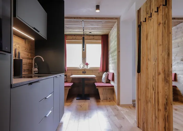 Wolf - Panorama Mountain Retreat In Tirol Vals